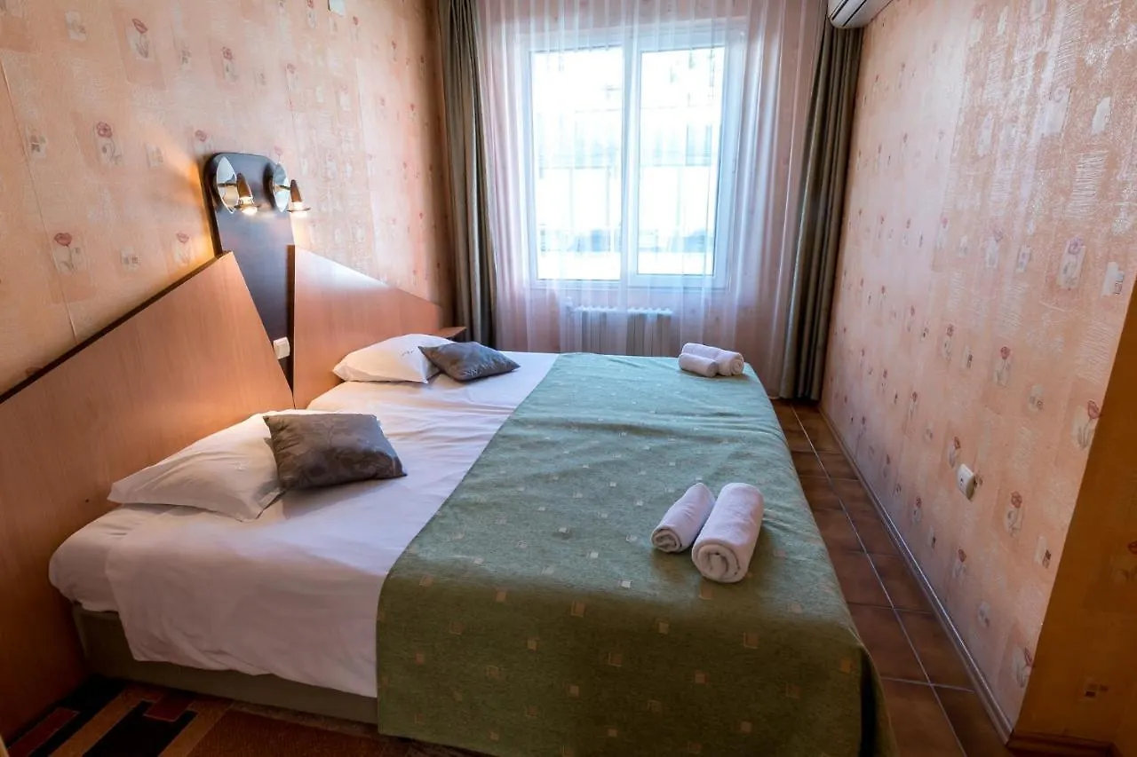 פלובדיב Noviz Hotel 3*,