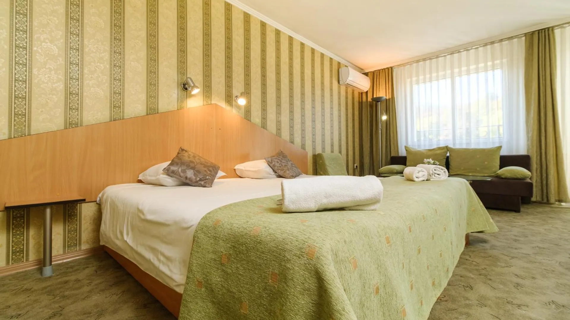 פלובדיב Noviz Hotel 3*,